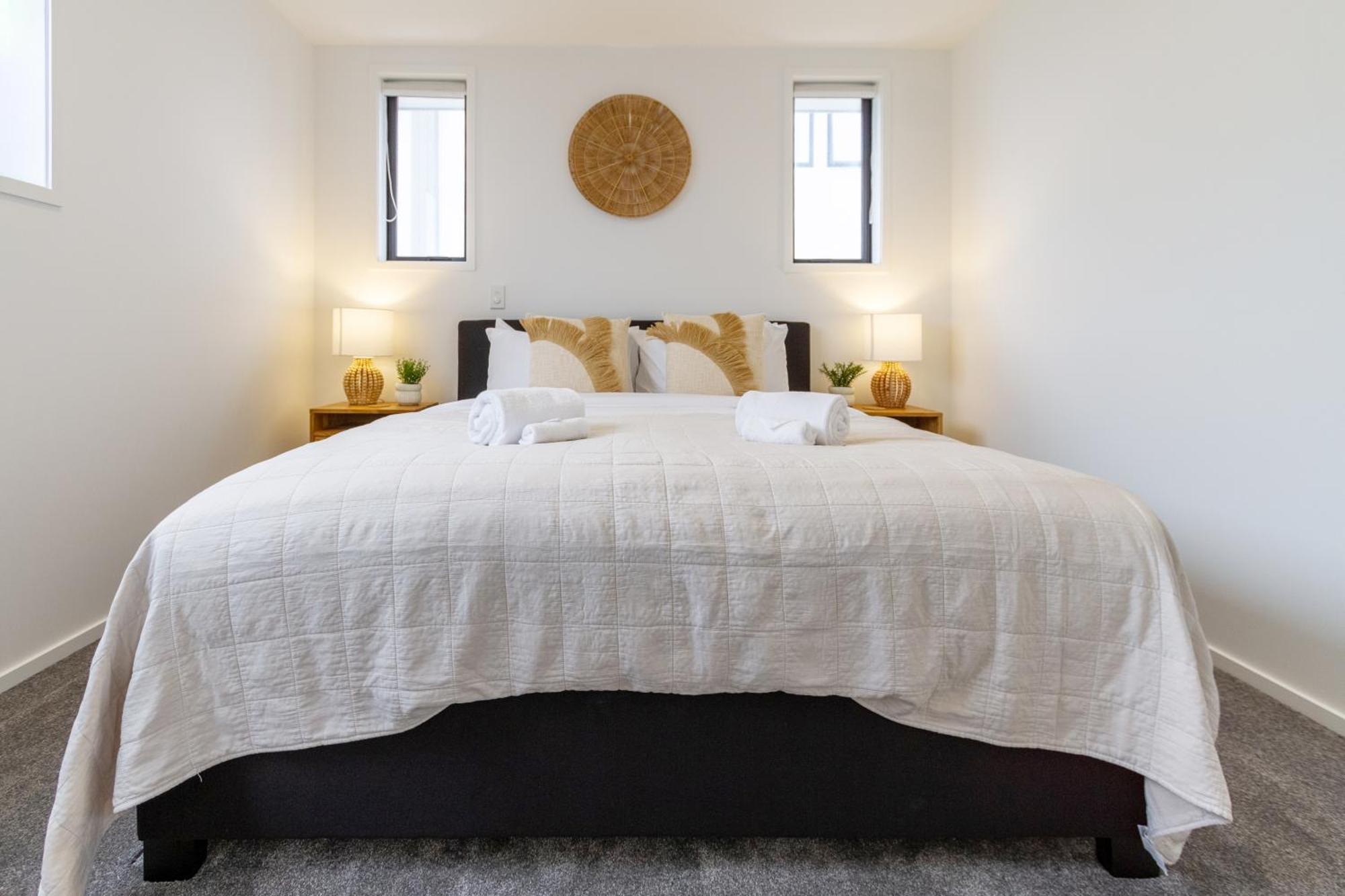 New Brighton Beach Explore - King Bed And Sofa Bed Christchurch Exterior foto